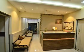 Shri Laxmi Lodge